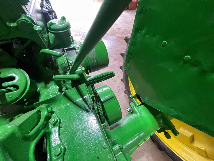 1947-john-deere-model-b-image-27