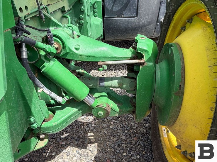 2014-john-deere-8345r-image-14