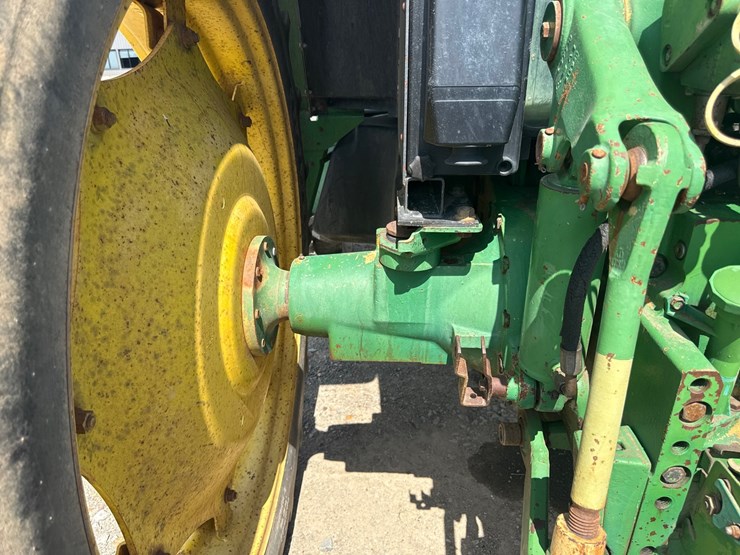 1993-john-deere-6400-image-27