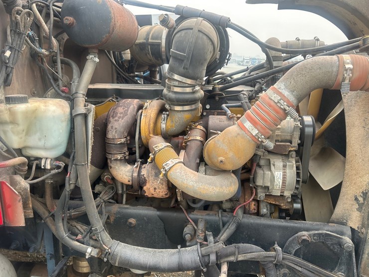 2005-caterpillar-c13-image-56