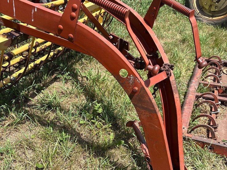 new-holland-55-image-8