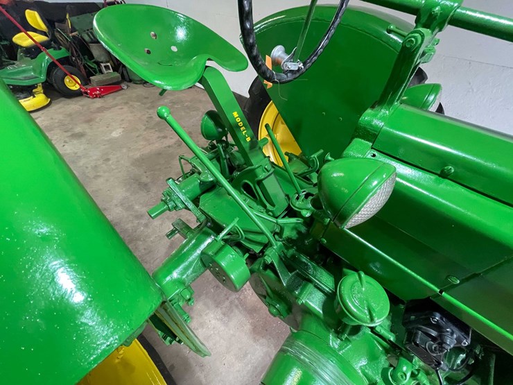 1947-john-deere-model-b-image-32