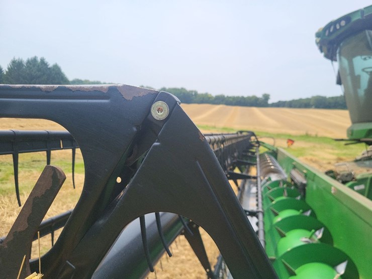 john-deere-635f-image-11