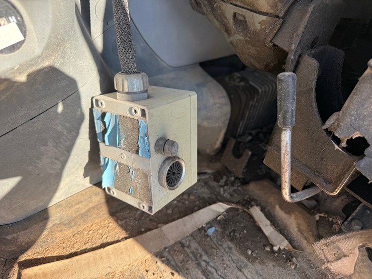 hitachi-ex750-5-image-27