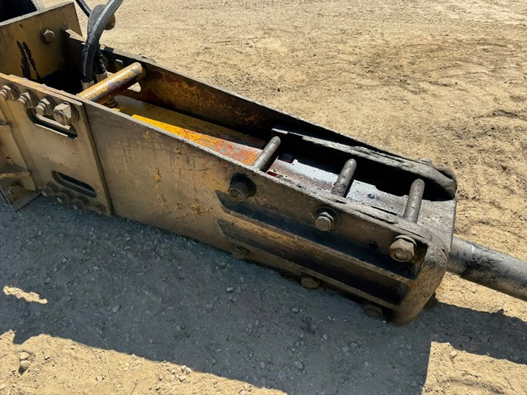 deere-230-lc-image-45