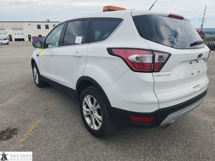 2017-ford-escape-image-5