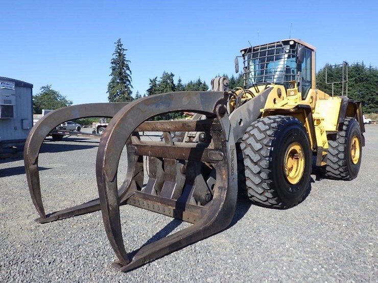 volvo-l220f-image-1