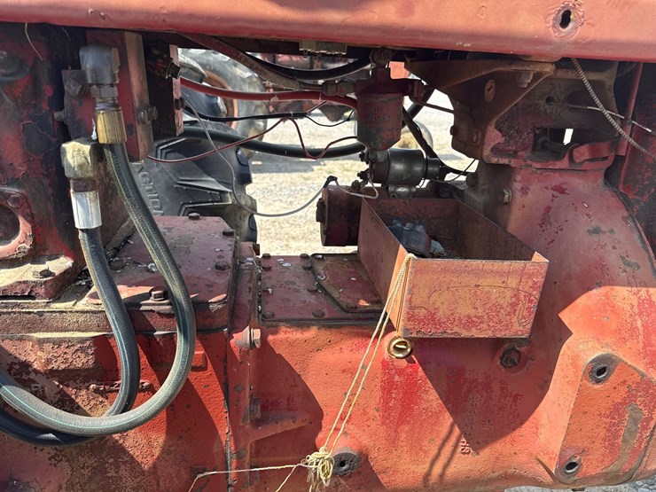 #45331-•-mccormick-farmall-450-tractor-933-inv#-45331-image-19