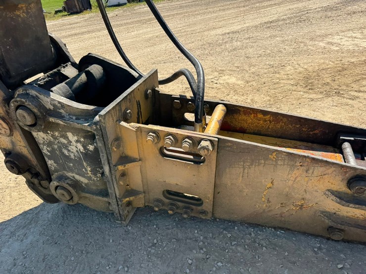 deere-230-lc-image-46