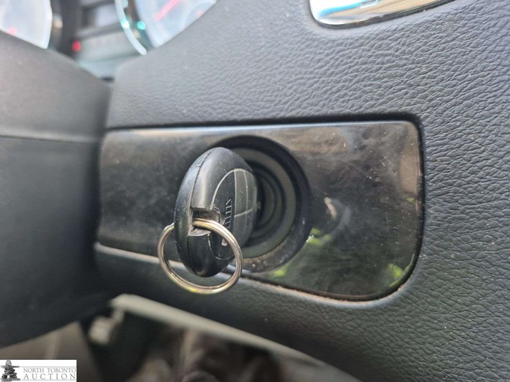 2016-dodge-grand-caravan-sxt-image-14