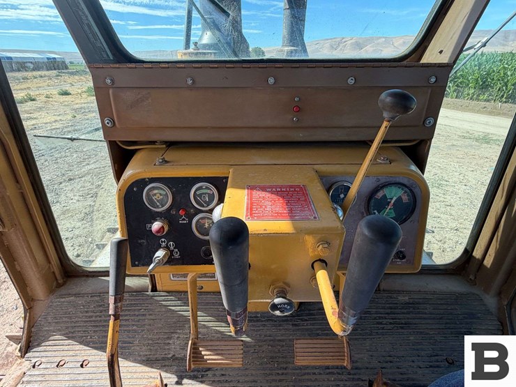 caterpillar-d5b-sa-image-44