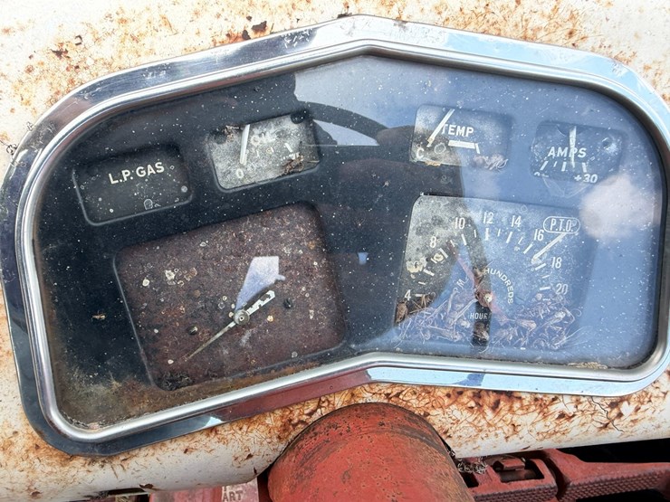 2012-j-i-case-830-image-50