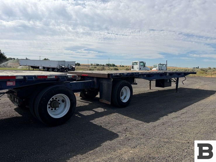 1974-utility-flatbed-image-4