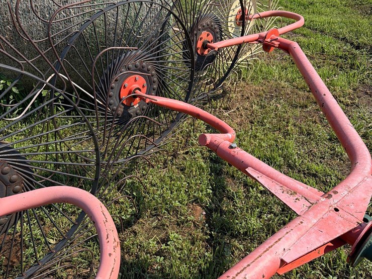 5-wheel-3pt-rake-image-13