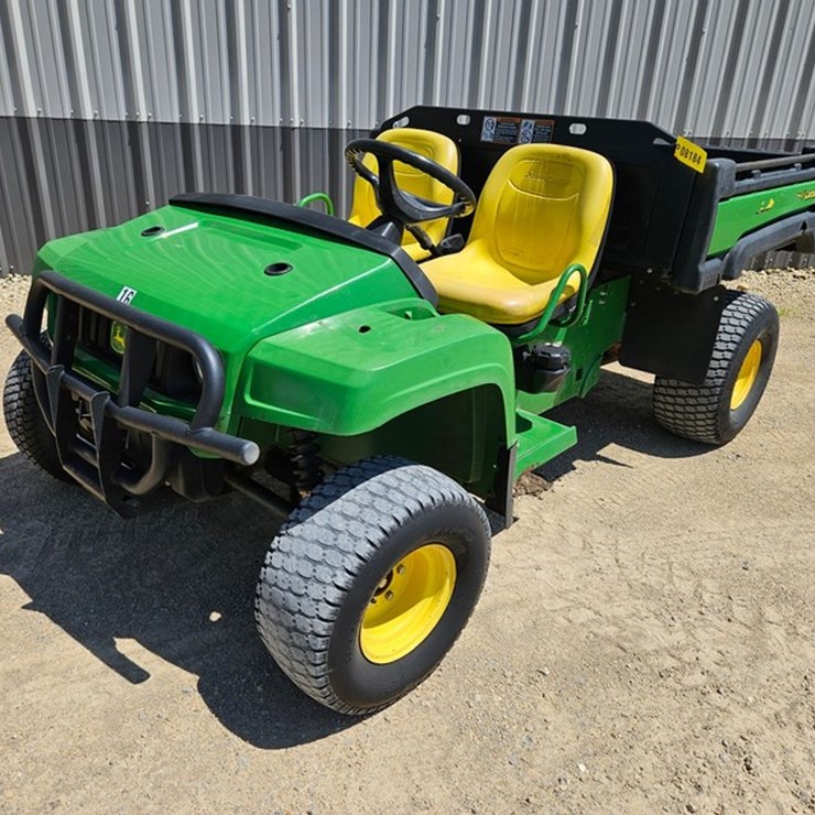 2016 JOHN DEERE GATOR