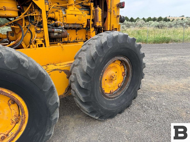 champion-d-600b-motor-grader-image-32