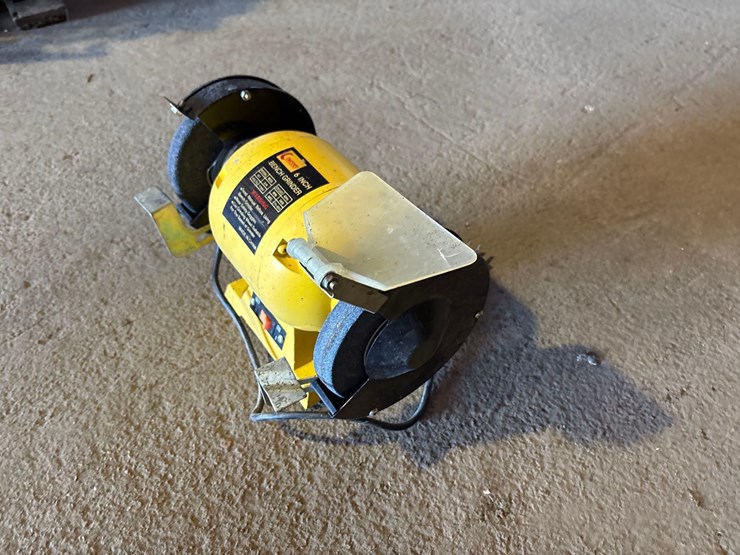 concord-6”-bench-grinder-image-3