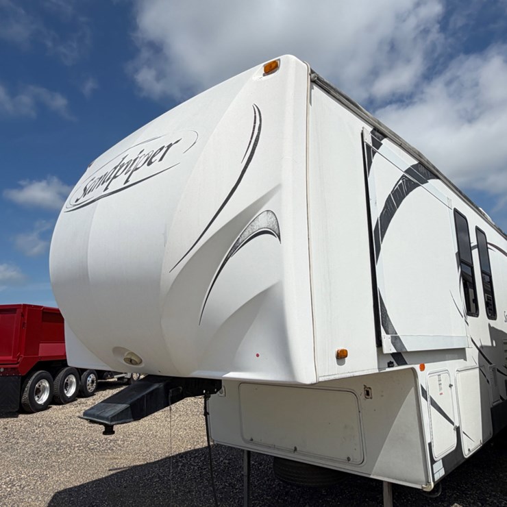 2010 FOREST RIVER SANDPIPER FIFTH WHEEL CAMPER
