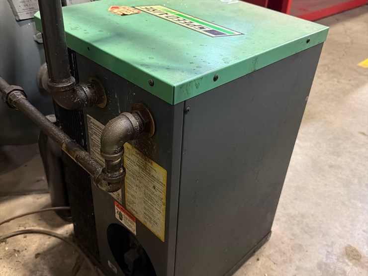speedaire-compressor-chiller-image-3