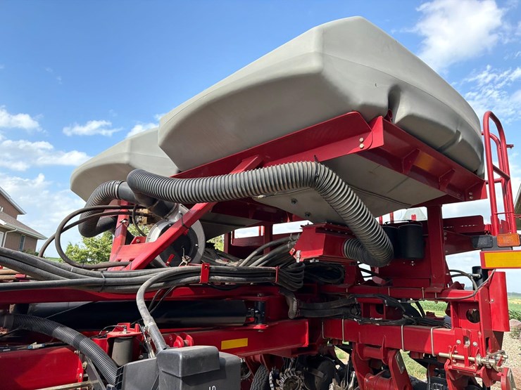 2012-case-ih-1250-image-56