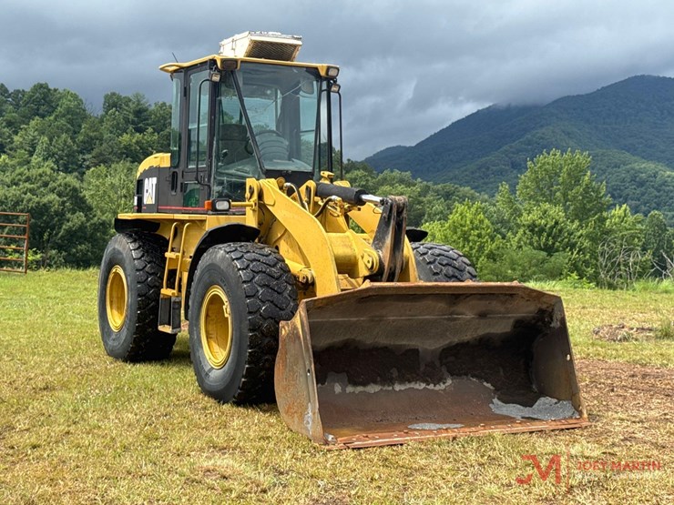caterpillar-924g-image-1