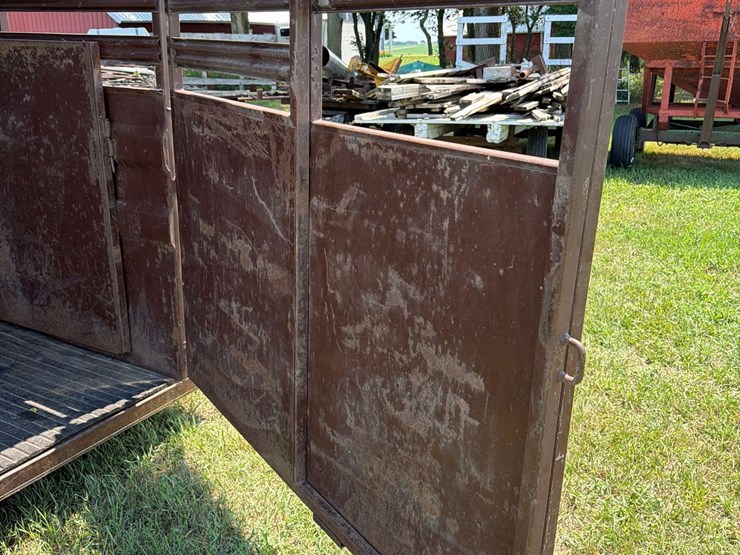 1984-circle-j-6ft-x-16ft-bumper-hitch-livestock-trailer-image-22