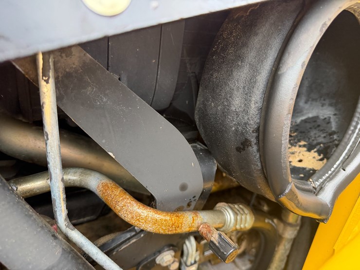 2006-caterpillar-420d-image-77