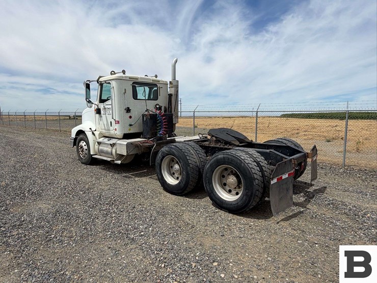 2007-international-9400i-tractor-truck---boardman,-or-image-4