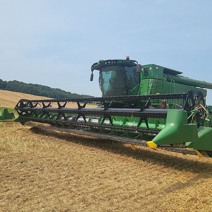 JOHN DEERE 635F