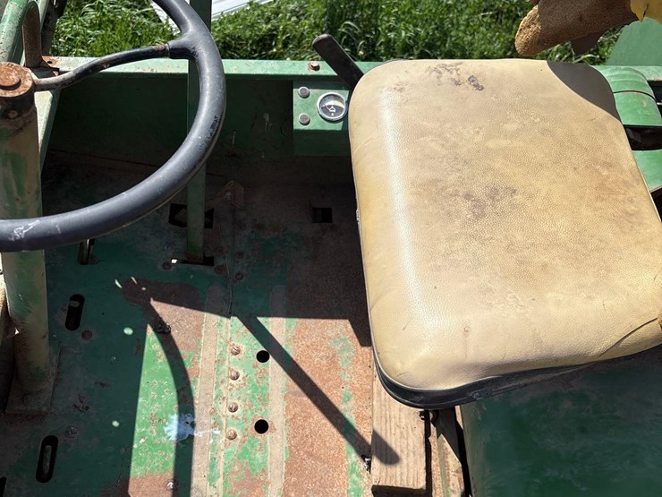 john-deere-800-image-25