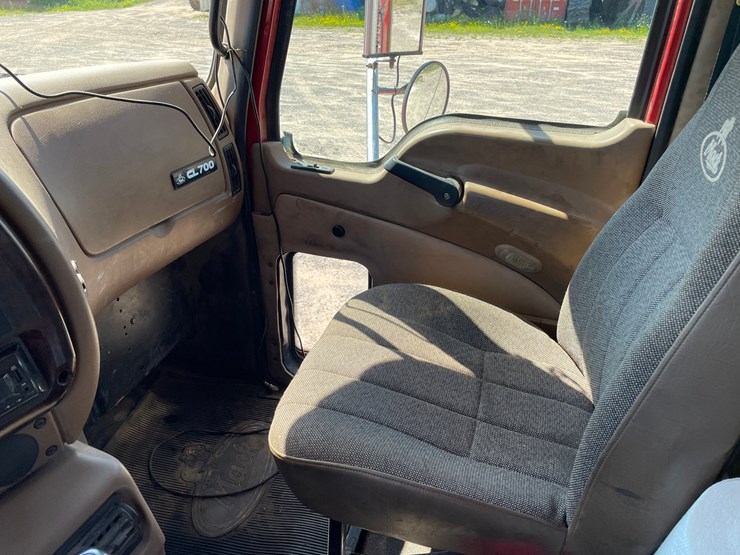 2007-mack-cl700-image-66