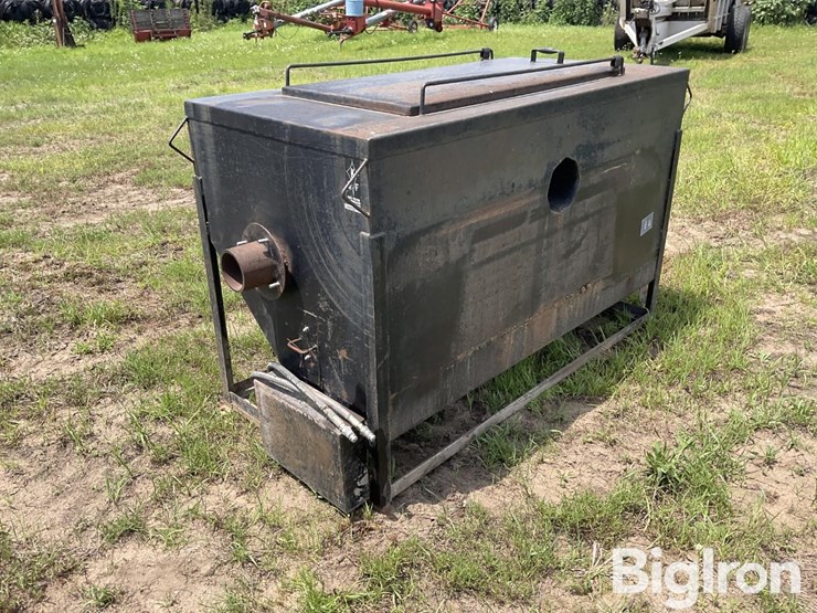1500-lb-cake-feeder-image-3