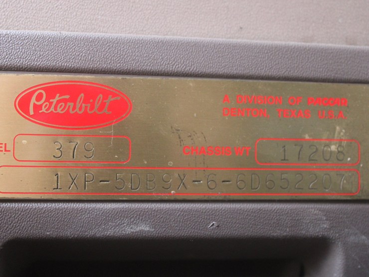 2006-peterbilt-379x-image-116