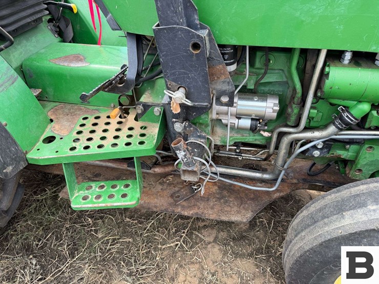 2009-john-deere-5101en-image-35