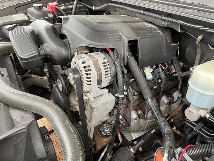 2010-gmc-1500-image-28