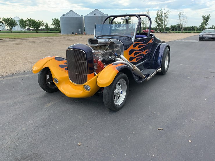 1927-ford-t-bucket-hot-rod-image-2
