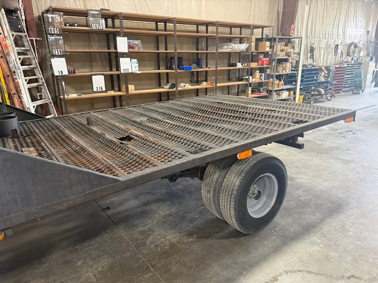 #2079-•-1997-ford-super-duty-flatbed-truck-image-11