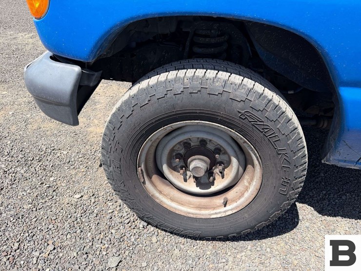2007-ford-econoline-e-250-wheelchair-van-image-9
