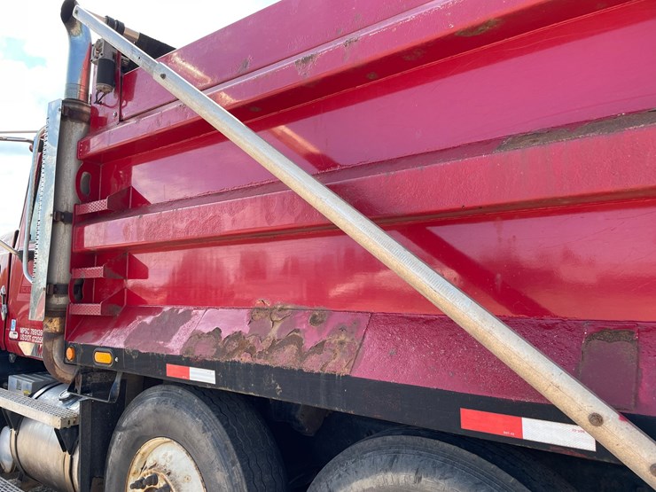 2007-mack-cl700-image-31