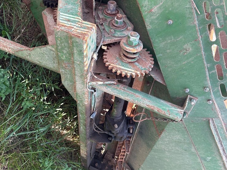 john-deere-237-image-24