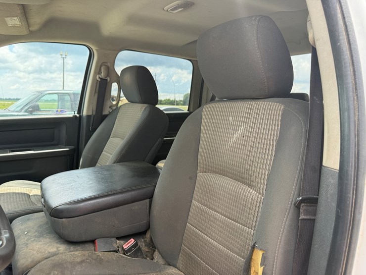 2012-dodge-ram-2500-image-48