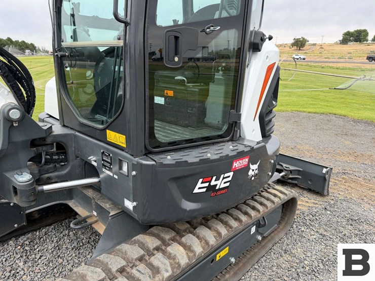 2023-bobcat-e42-image-30
