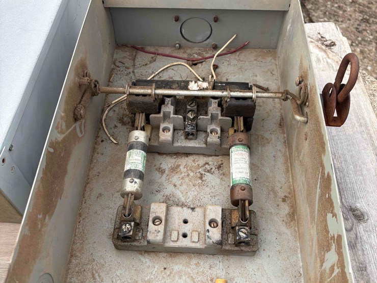 various-electrical-boxes-image-9