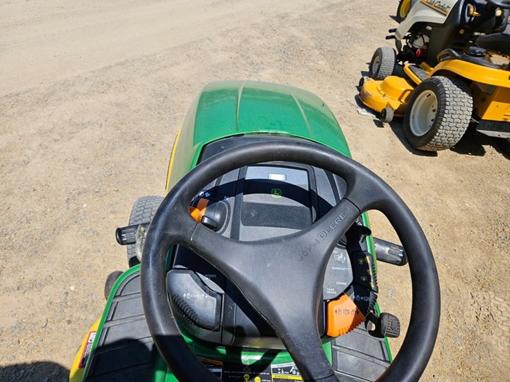 john-deere-x300-image-25
