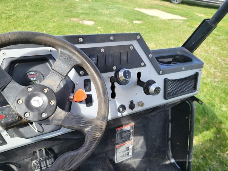 2021-landmaster-l7-utv---one-owner-image-39