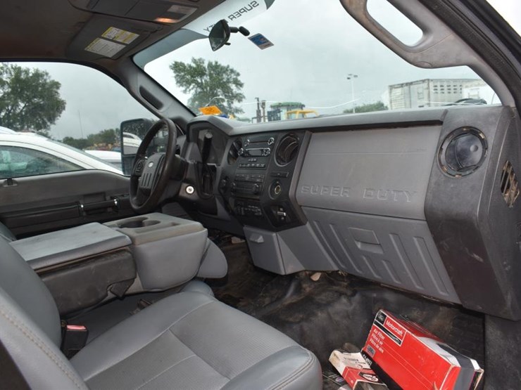 2015-ford-f350-image-16