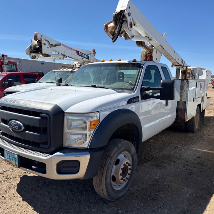 2013 FORD F550