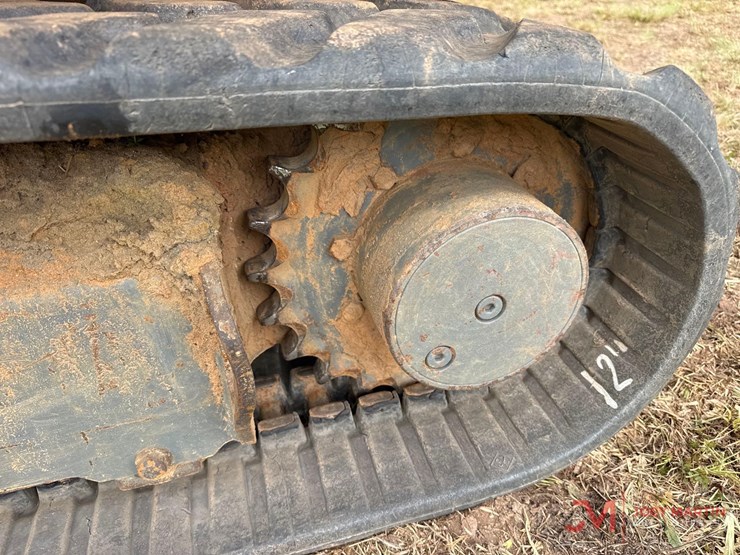 takeuchi-tb230-image-22