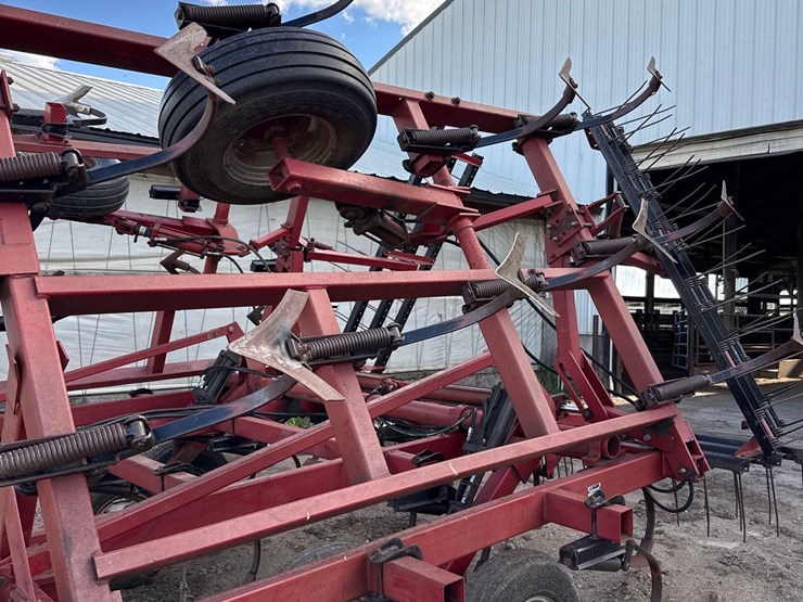 case-ih-4600-image-40