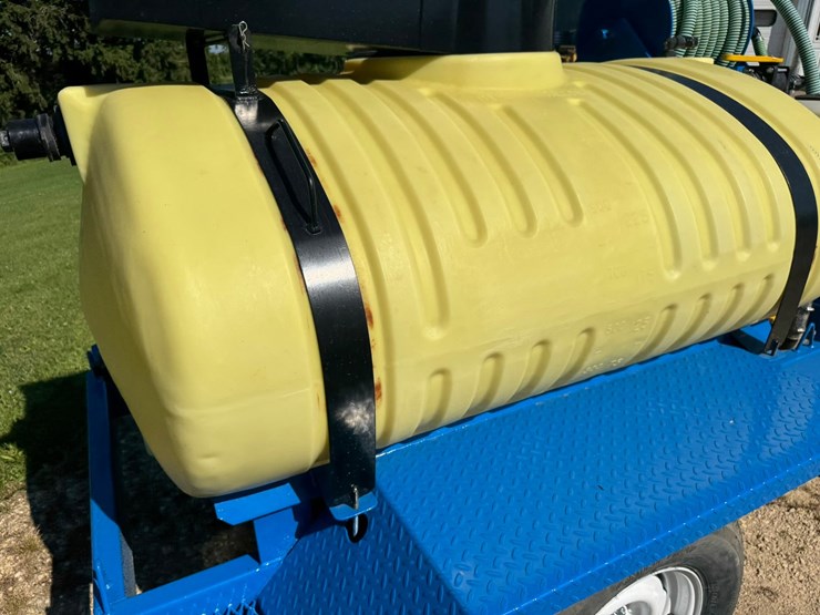 #1890-•-300-gal-towable-hydro-seeder-image-26